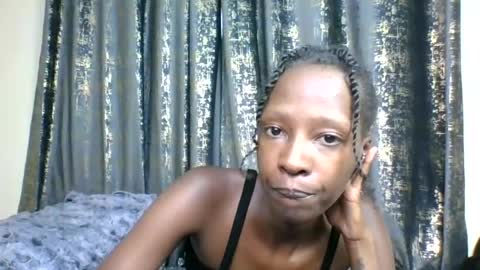 miahcreamer online show from 06-18-26, 08:03