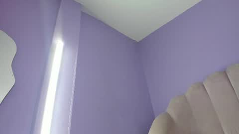 Snapshot of miajhonsonx chatting on 06-30-26, 06:20 miajhonsonx online show from 06-30-26, 06:20