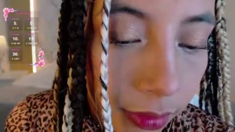 Snapshot of miajones_blowjob chatting on 06-21-26, 01:03 miajones blowjob online show from 06-21-26, 01:03