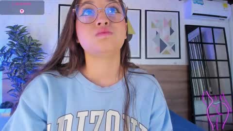 Mia  online show from 02-10-26, 03:21