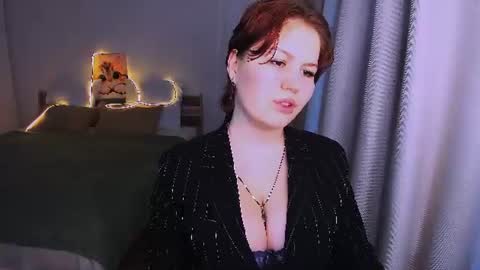 mialacrice online show from 06-30-26, 04:46