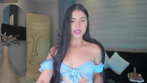 Call me Mia  online show from 04-08-26, 07:36