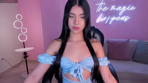 Call me Mia  online show from 04-18-26, 07:58