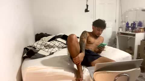 miamiclos1 online show from 02-22-26, 02:45