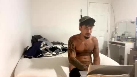 miamiclos1 online show from 03-12-26, 04:07