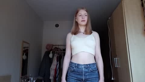 Mia online show from 02-07-26, 03:27