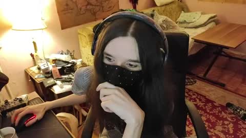 Snapshot of miaowhowl chatting on 05-25-26, 03:40 Kristien online show from 05-25-26, 03:40