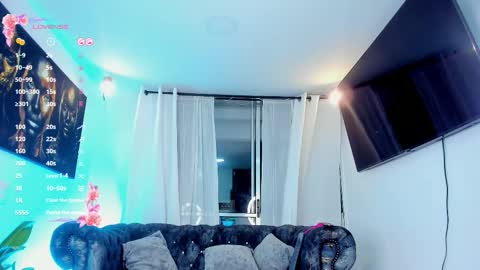 Snapshot of miapink_ofi_ chatting on 12-16-25, 11:32 miapink_ofi_ online show from 12-16-25, 11:32