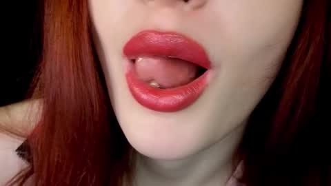 Mia online show from 02-04-26, 04:51