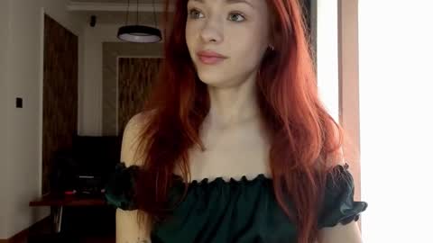 Mia online show from 03-17-26, 07:12