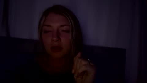 miasmith_001 online show from 05-19-26, 01:56