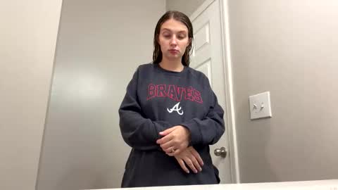 miasmith_001 online show from 05-21-26, 10:28