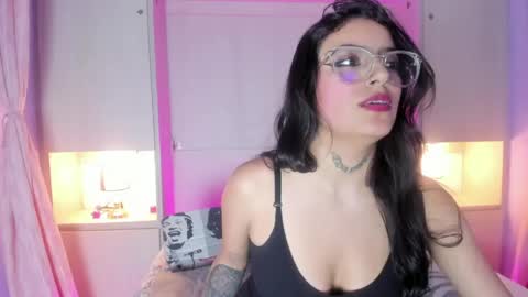 miaturnerr_ online show from 04-18-26, 03:43
