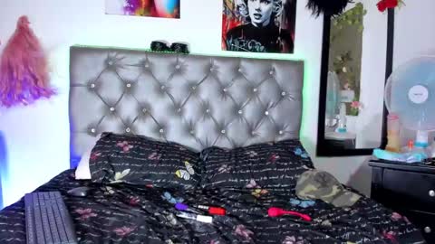 Mariana  online show from 01-17-25, 10:23