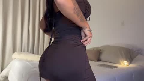 Snapshot of miavega1 chatting on 04-15-26, 10:43 Mia online show from 04-15-26, 10:43