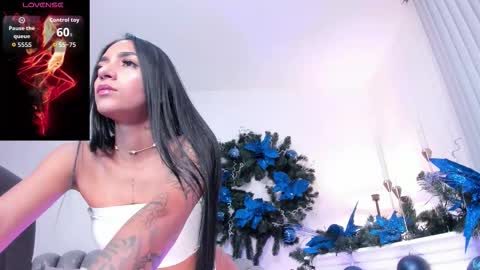 Snapshot of miavegas1 chatting on 12-22-25, 11:02 Mia Vegas online show from 12-22-25, 11:02