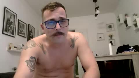 Snapshot of mich6921 chatting on 06-03-26, 10:48 MILO MIAMI online show from 06-03-26, 10:48