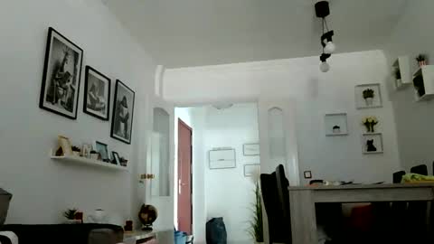 Snapshot of mich6921 chatting on 06-06-26, 03:39 MILO MIAMI online show from 06-06-26, 03:39