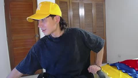 Snapshot of michaeel_blue chatting on 06-24-26, 12:53 Michael online show from 06-24-26, 12:53