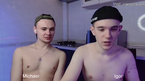 Snapshot of michael_sexdevil chatting on 01-12-25, 12:12 michael_sexdevil online show from 01-12-25, 12:12