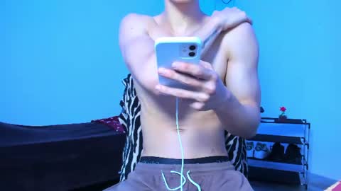 Snapshot of michael_twink18 chatting on 07-14-26, 04:50 Michael online show from 07-14-26, 04:50
