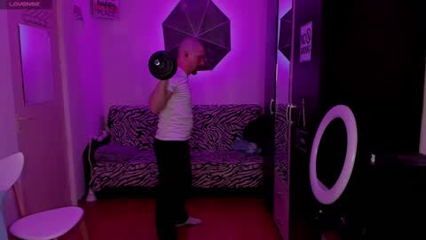 Michael online show from 03-04-25, 02:53