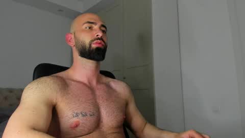 MichaelEvansx online show from 04-21-26, 09:28