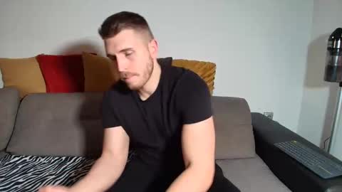 michaelos11 online show from 03-18-26, 04:32