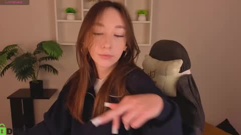 Michelle online show from 03-24-26, 01:10