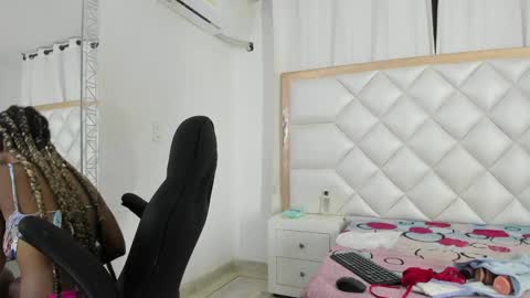 michelleblair1 online show from 04-13-26, 12:54