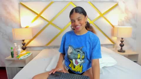 michellebronx online show from 06-02-26, 11:45