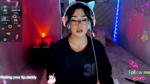 Snapshot of michellevanss22 chatting on 05-31-26, 06:53 online show from 05-31-26, 06:53