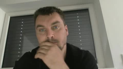 michl_2022 online show from 05-31-26, 02:13