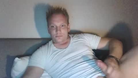 mickkxl online show from 10-19-25, 10:21