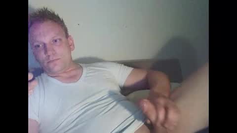 mickkxl online show from 02-09-26, 12:09