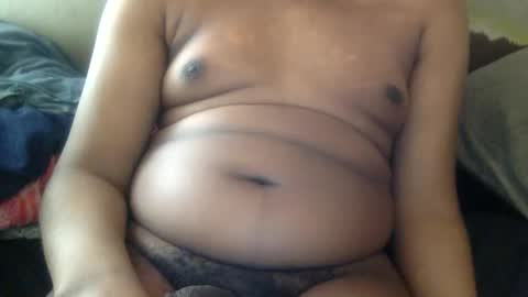 Snapshot of mickkzzx chatting on 04-05-26, 12:02 mickkzzx online show from 04-05-26, 12:02