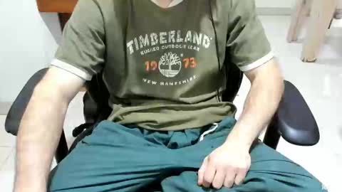 microfama00 online show from 02-04-26, 07:47