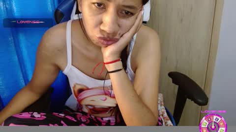 Snapshot of miculohot chatting on 03-21-26, 01:05 vanesa sexy online show from 03-21-26, 01:05