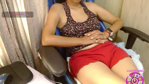 Snapshot of miculohot chatting on 05-24-26, 01:38 vanesa sexy online show from 05-24-26, 01:38