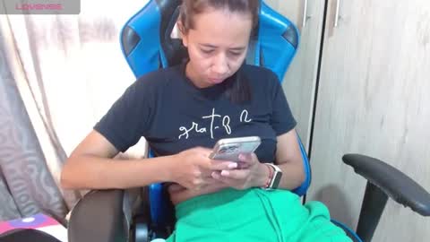 Snapshot of miculohot chatting on 07-14-26, 12:22 vanesa sexy online show from 07-14-26, 12:22