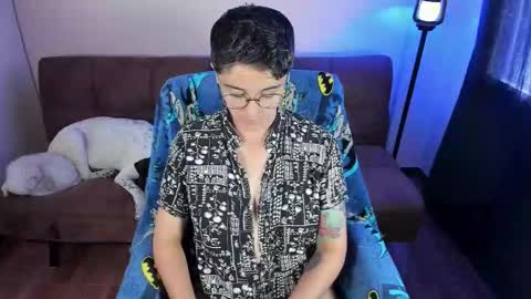 Blue online show from 03-04-26, 03:40