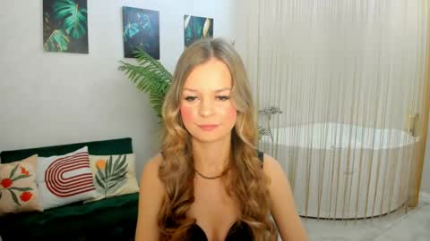 midnighteaura online show from 04-12-26, 11:37