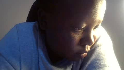midnightt_curves online show from 06-15-26, 09:39