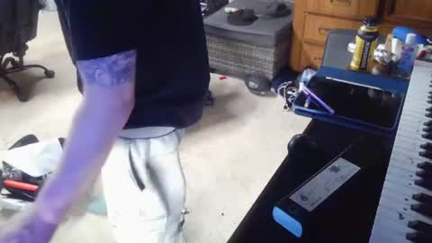 midtownhustler online show from 06-17-26, 01:34