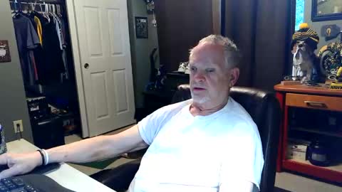 midwestdad09 online show from 05-16-26, 12:48