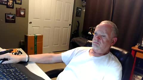 midwestdad09 online show from 07-05-26, 09:27