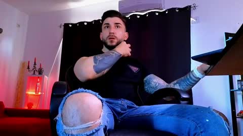 MightyAaron online show from 05-12-26, 04:09