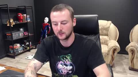 Misha Winchester online show from 05-19-26, 04:24