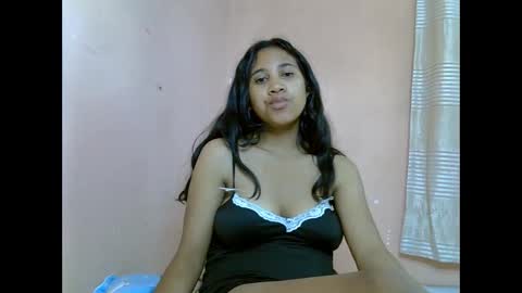 Snapshot of mihpretties chatting on 01-09-26, 08:21 mihpretties online show from 01-09-26, 08:21