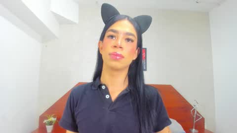 Miia online show from 03-11-26, 11:49